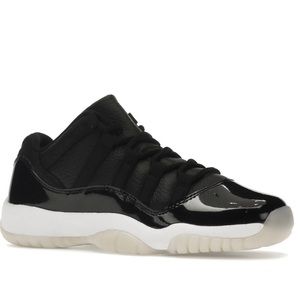 Air Jordan 11 Retro (GS) Low Black and White. *Like new with box* Boys Size 6.5